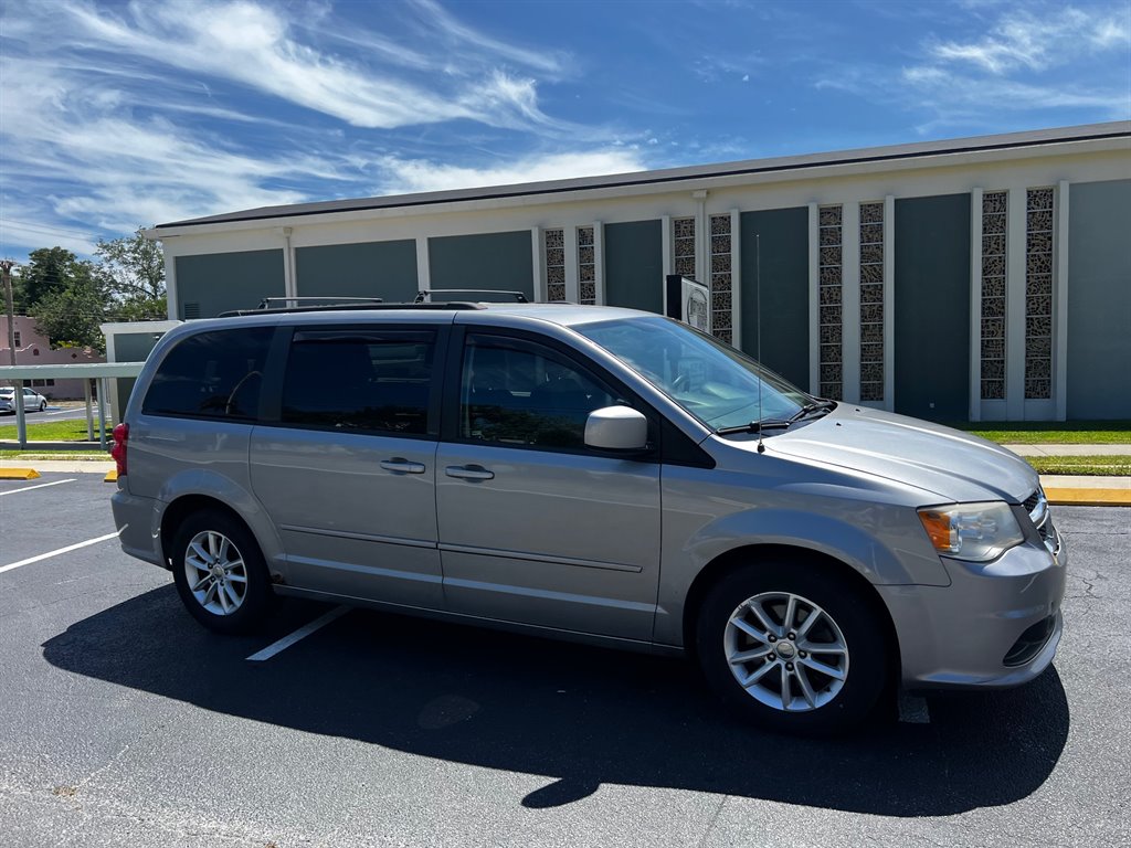 2013 Dodge Grand Caravan SXT's photo