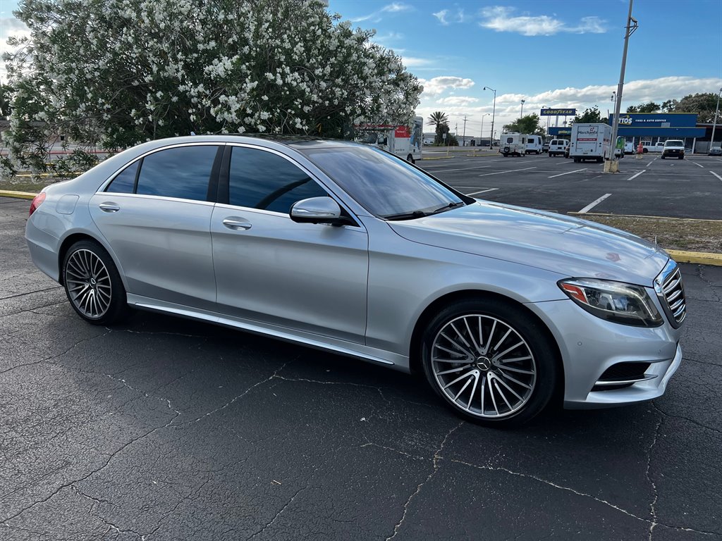 2015 Mercedes-Benz S-Class S550