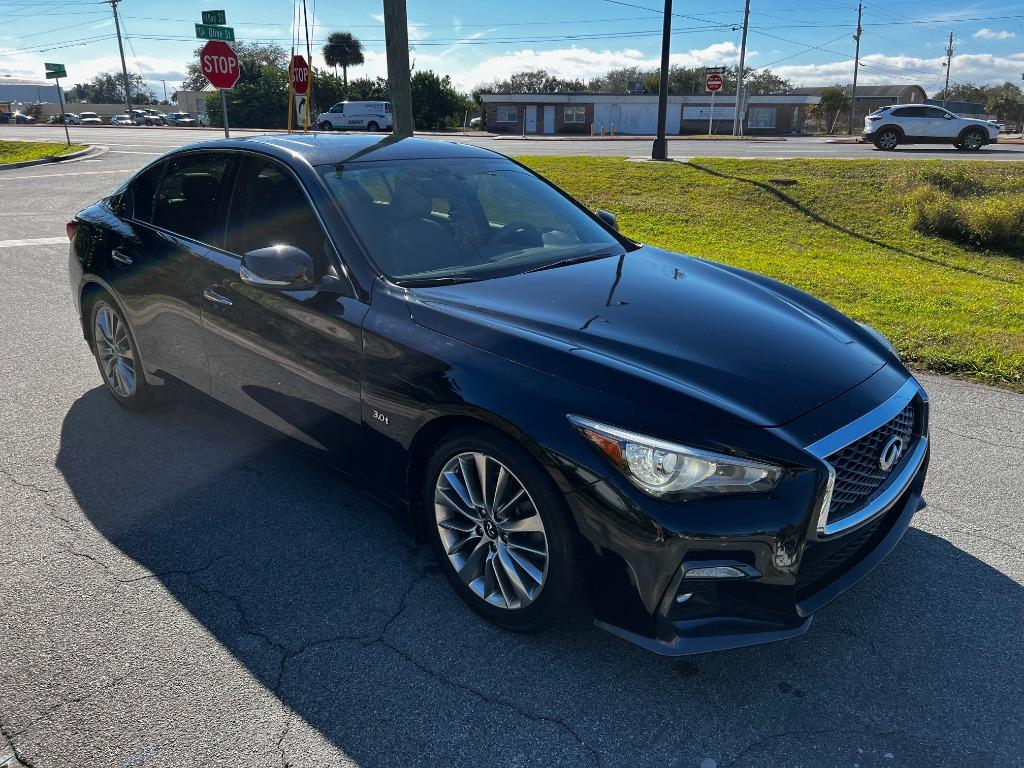 2017 INFINITI Q50
