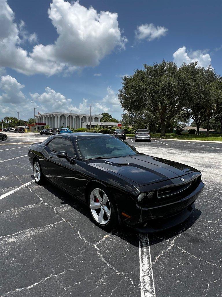 2008 Dodge Challenger SRT8