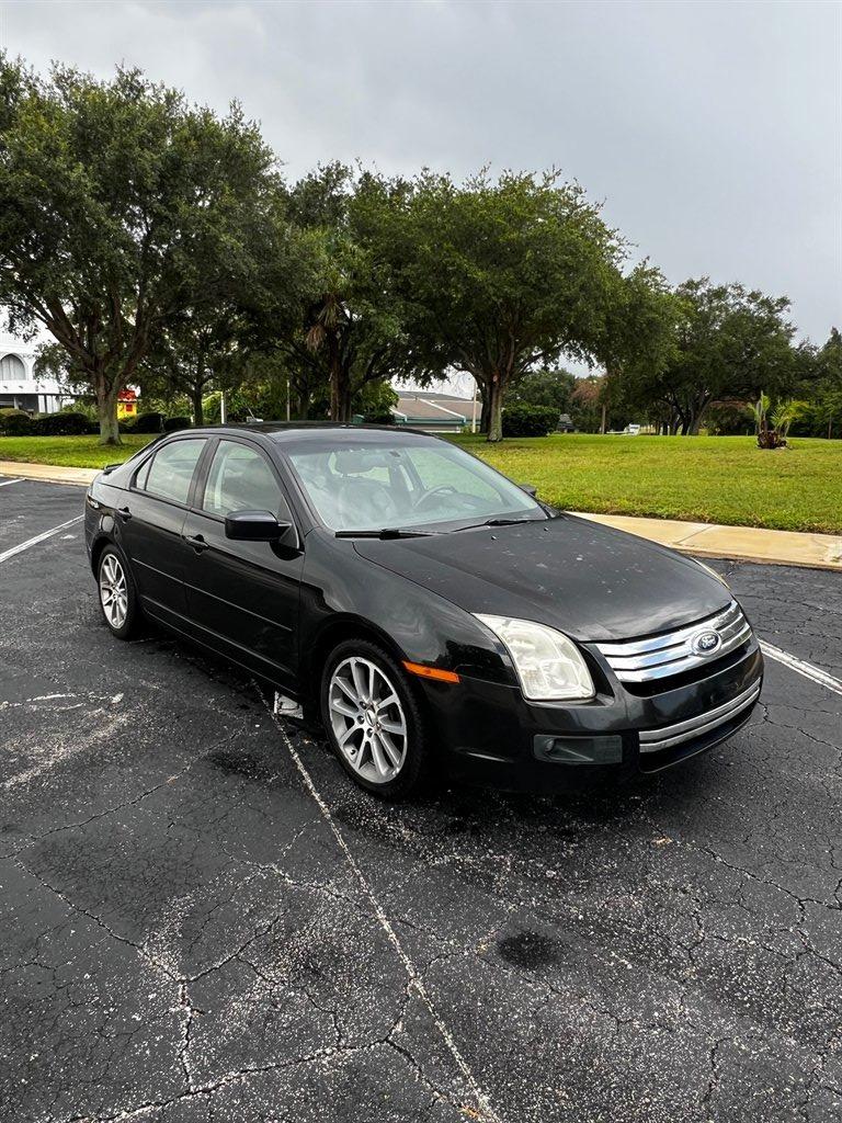 2009 Ford Fusion SE's photo