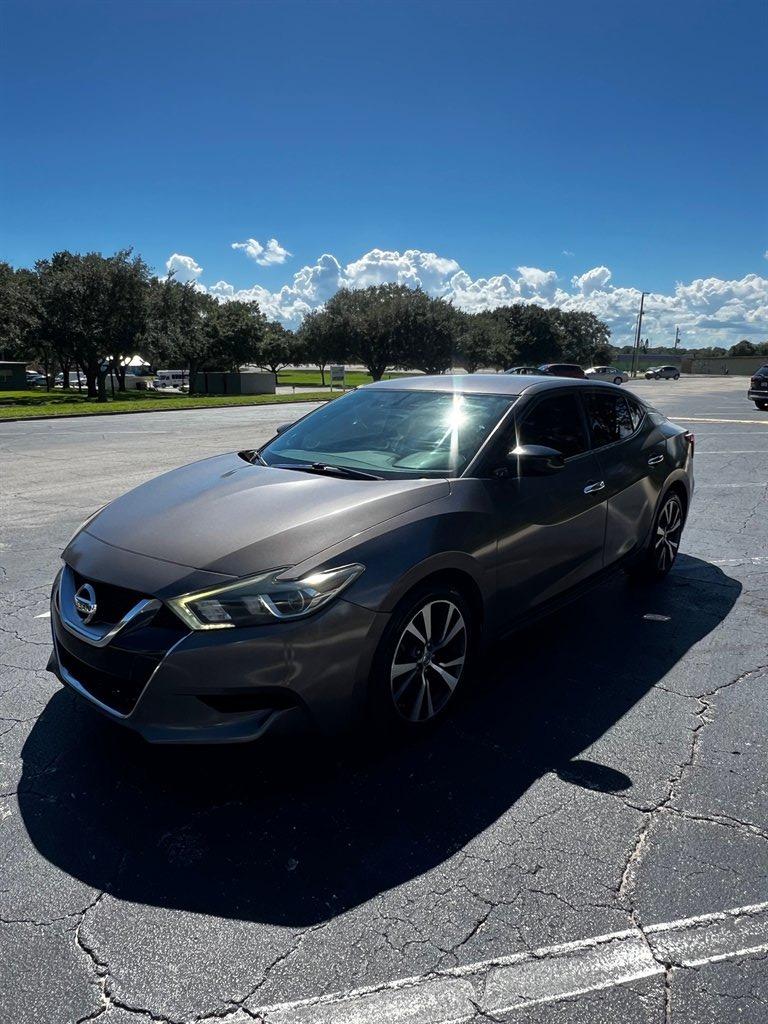 2016 Nissan Maxima S's photo