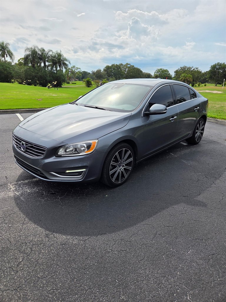 2018 Volvo S60 T5 Inscription's photo