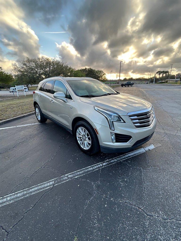 2017 Cadillac XT5 Base