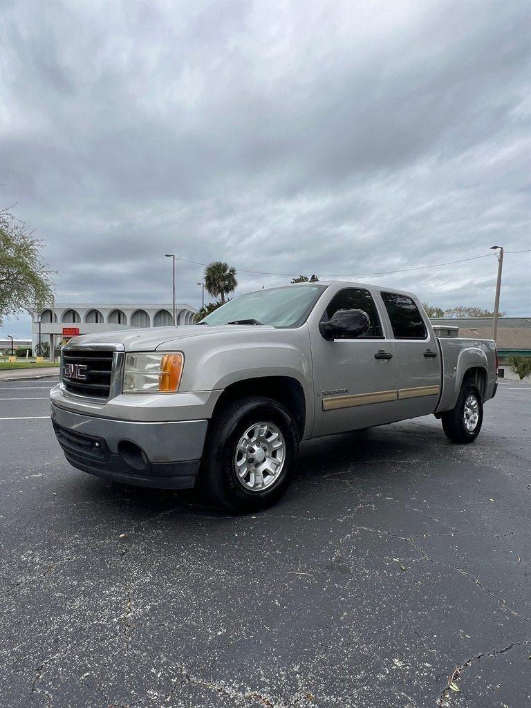 2007 GMC Sierra 2WD Crew Cab SLE1 SWB's photo