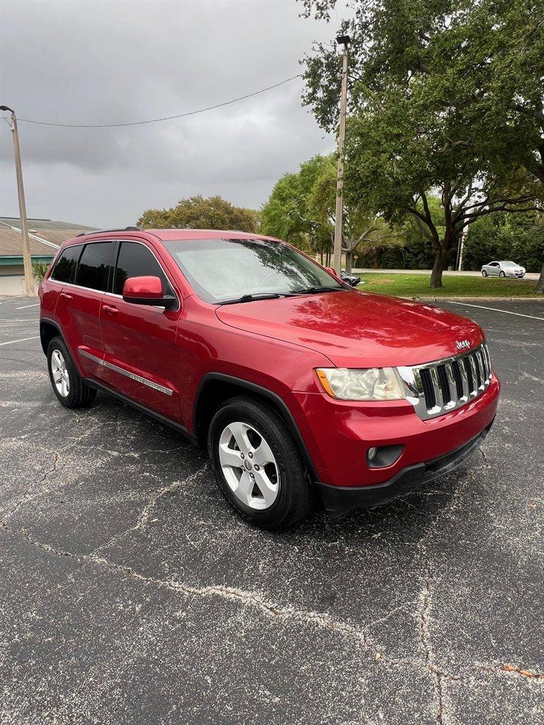 2011 Jeep Grand Cherokee Laredo's photo